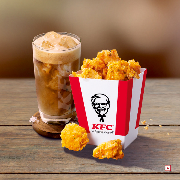 Iced Americano & Regular Popcorn